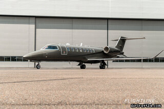 Learjet 75