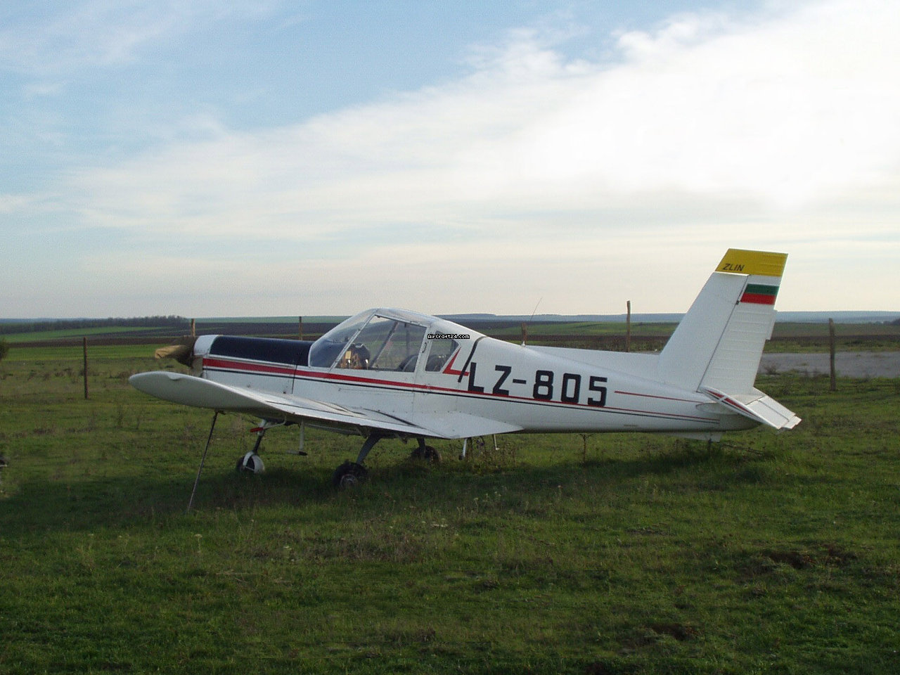 1976 Zlin Zlin 42, photo 2