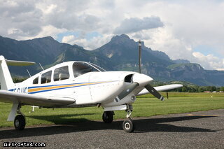 Piper PA28RT-201T Turbo arrow IV