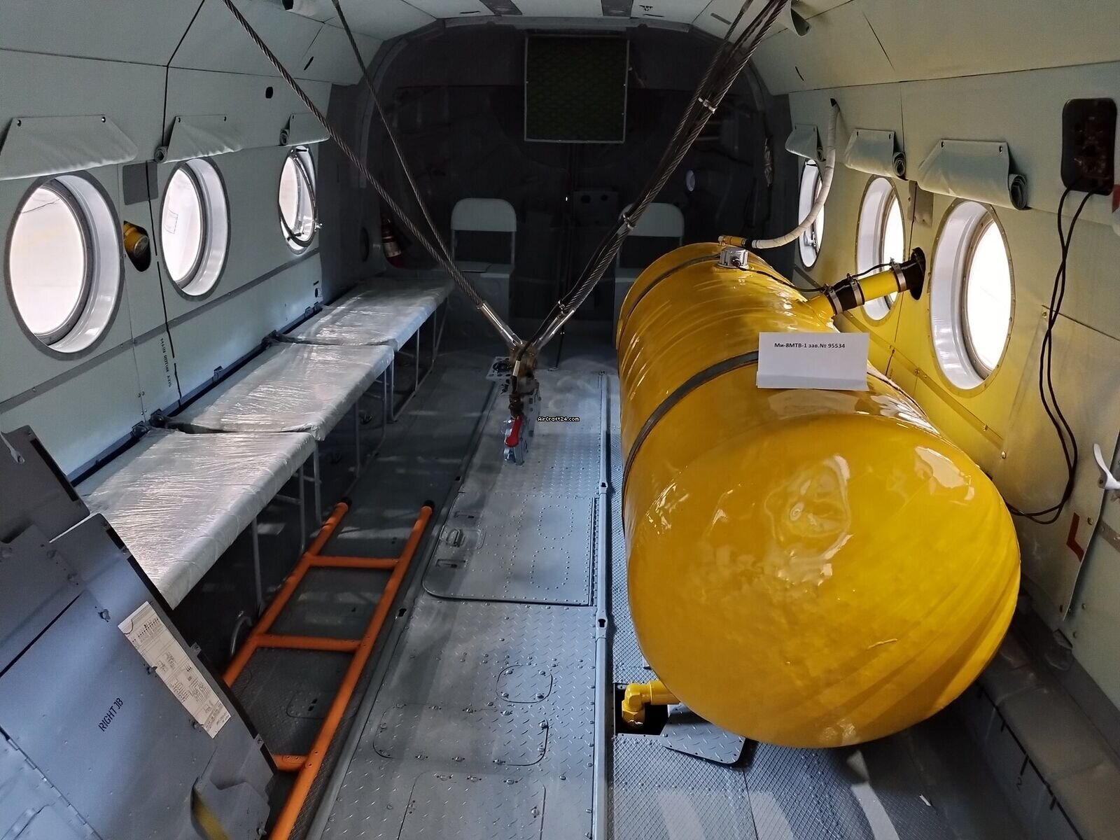 1990 Mil Mi-8MTV-1, photo 4