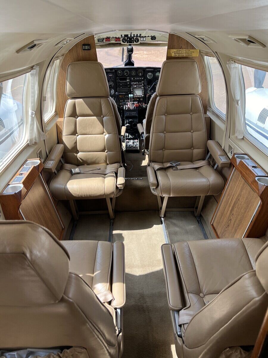 1981 Piper Chieftain PA-31-350, photo 6