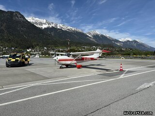 Cessna FR172J