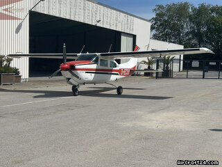 Cessna 210N Centurion II