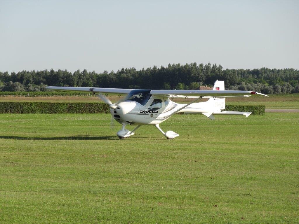 2009 Remos GX, photo 1