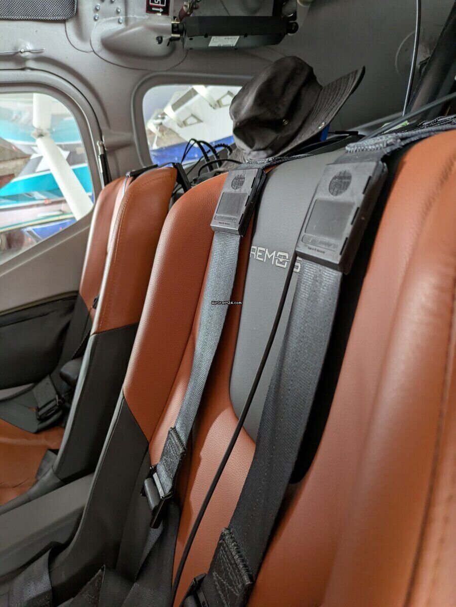 2009 Remos GX, photo 6