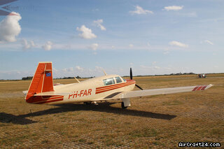 Mooney M20J 201