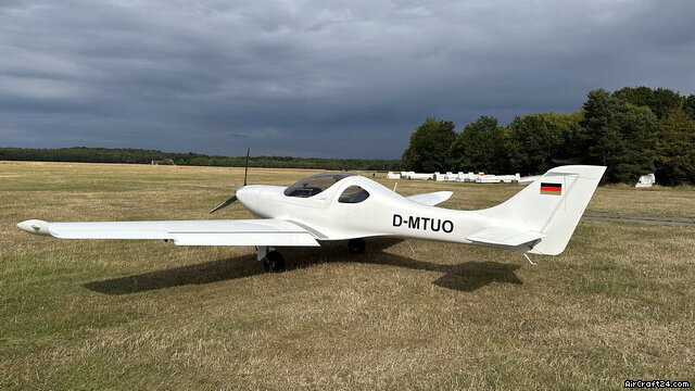 2011 Aerospool WT9, photo 2