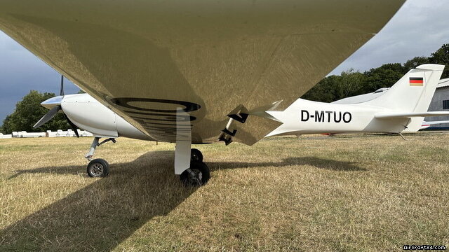 2011 Aerospool WT9, photo 3