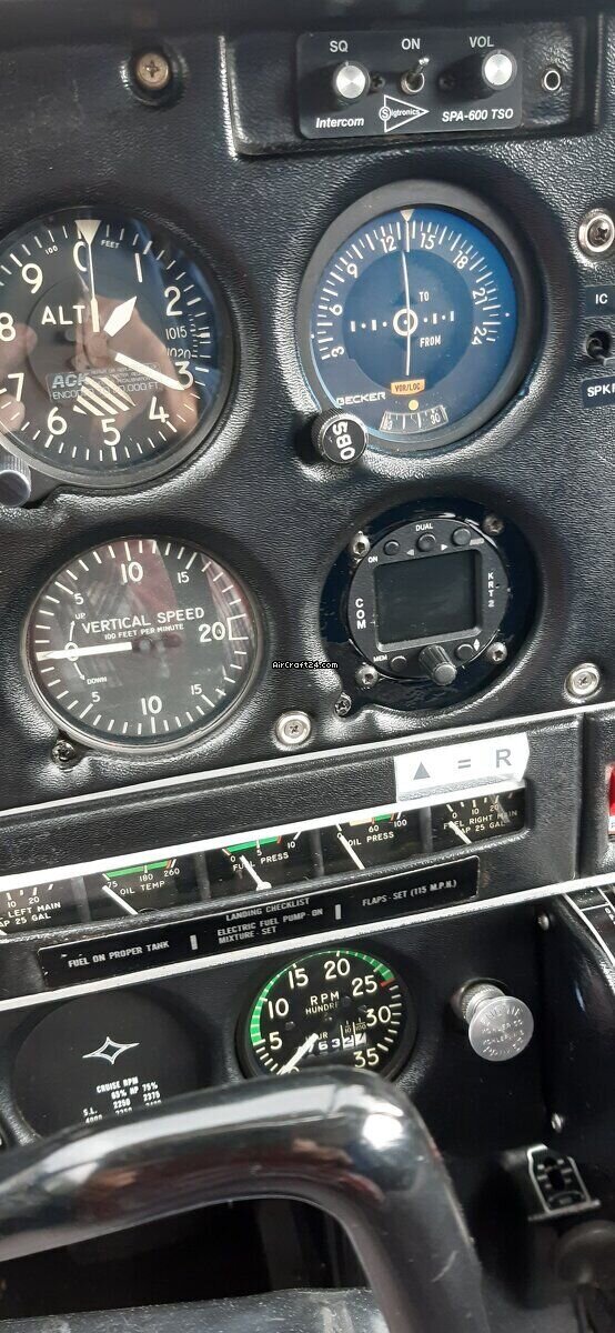 1969 Piper PA28-140, photo 4
