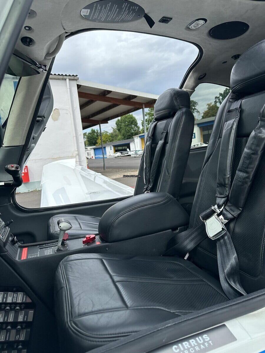 2021 Cirrus SR20, photo 3