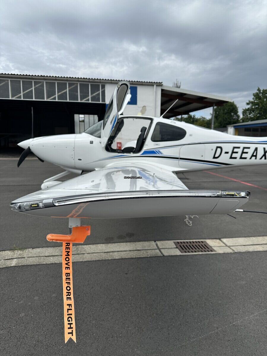 2021 Cirrus SR20, photo 9