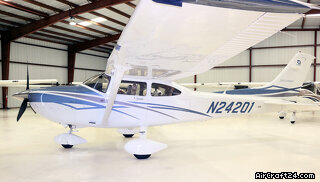 Cessna 182T