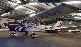Cessna Skyhawk C 172 L- alles neu