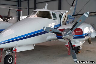 Beechcraft B60 Duke