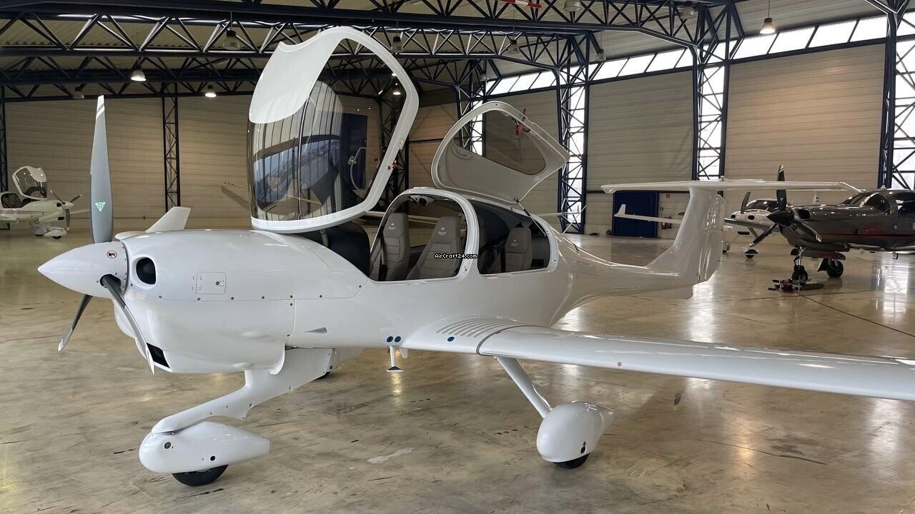 2026 Diamond DA40, photo 1