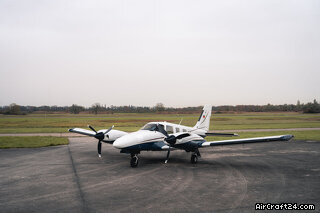 Piper PA34-220T