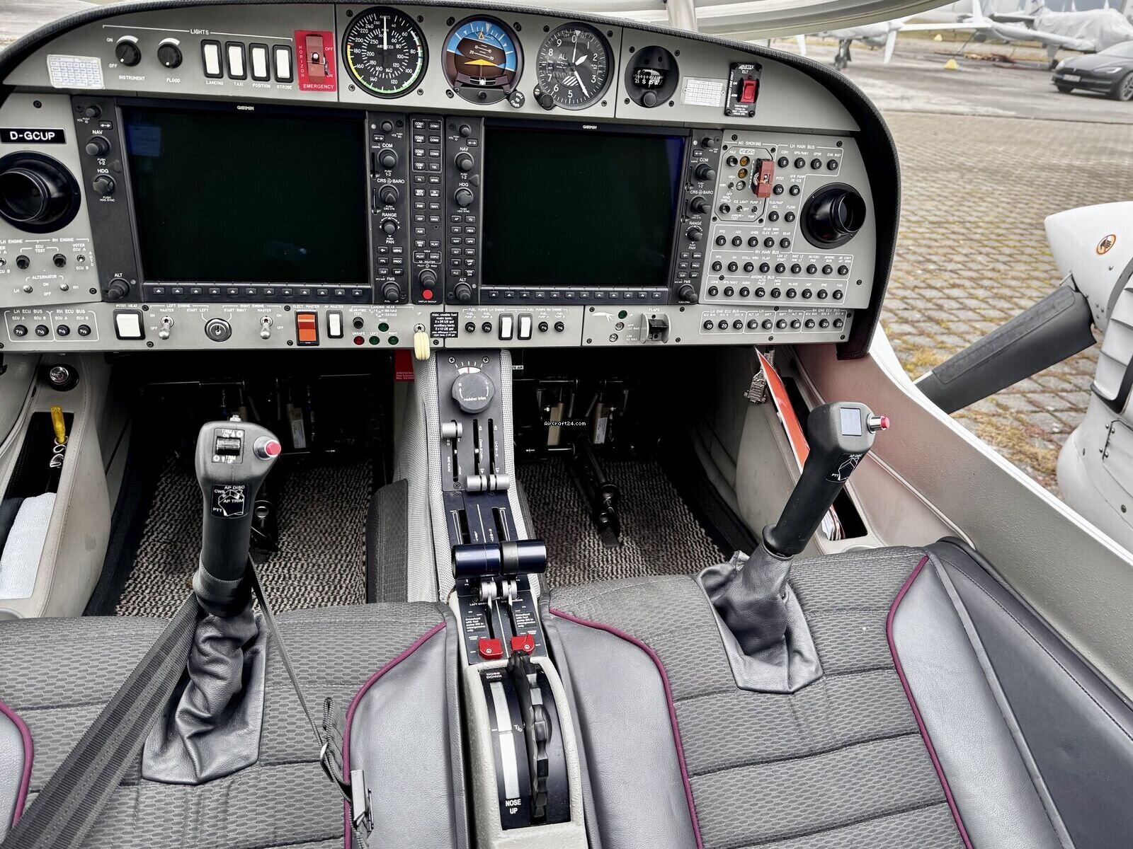 2009 Diamond DA42 NG, photo 4