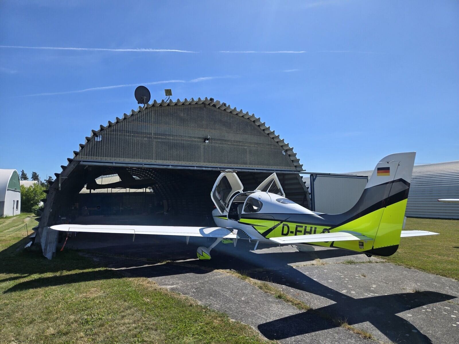 2004 Cirrus SR20-G3, photo 8