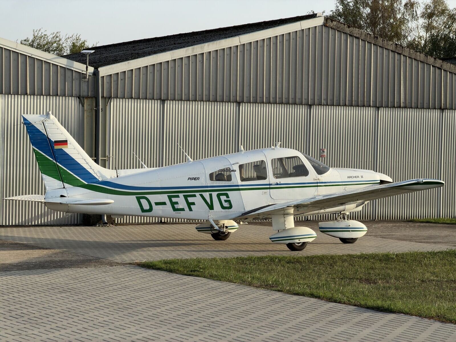 1978 Piper PA-28-181 Archer II, photo 8