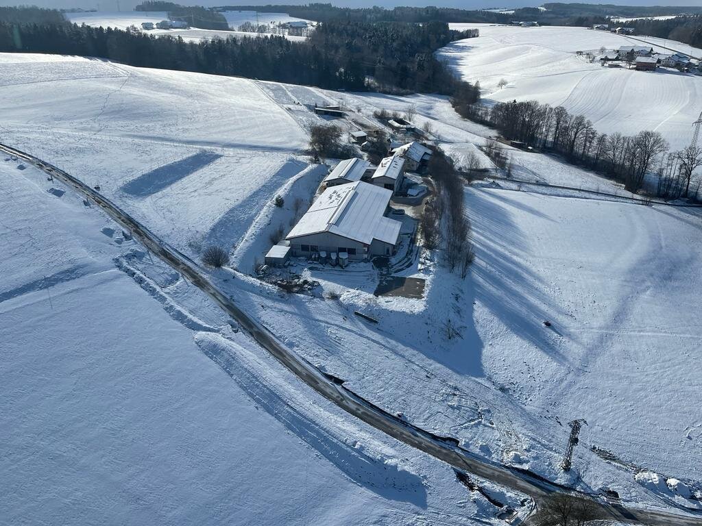 2007 Robinson Heliport mit Reitanlage in Oberbayern 7,8 ha Alleinlage, photo 1