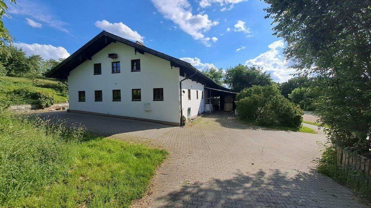 2007 Robinson Heliport mit Reitanlage in Oberbayern 7,8 ha Alleinlage, photo 9