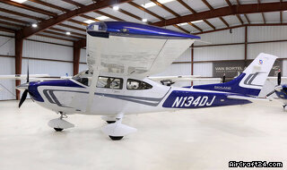 Cessna 182T