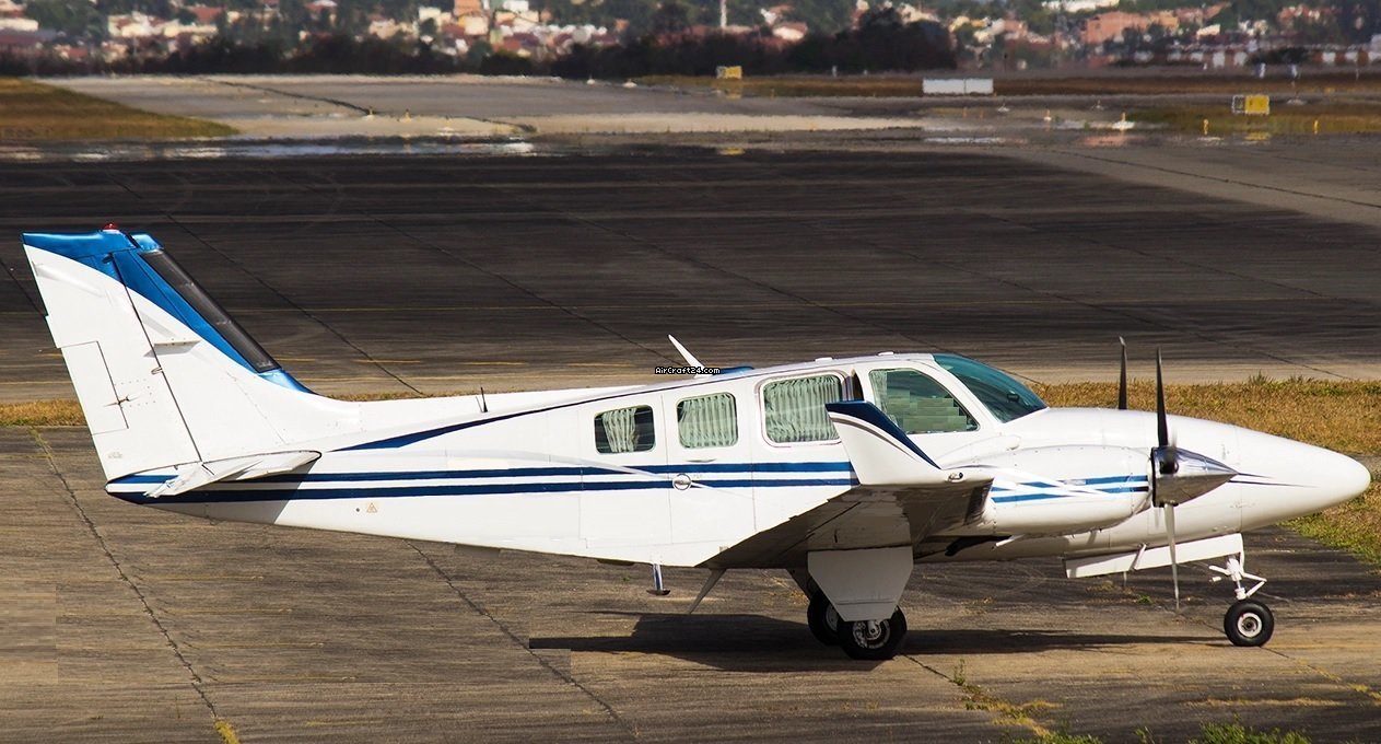 1978 Beechcraft Baron 58, photo 6