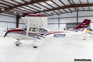Cessna 182T
