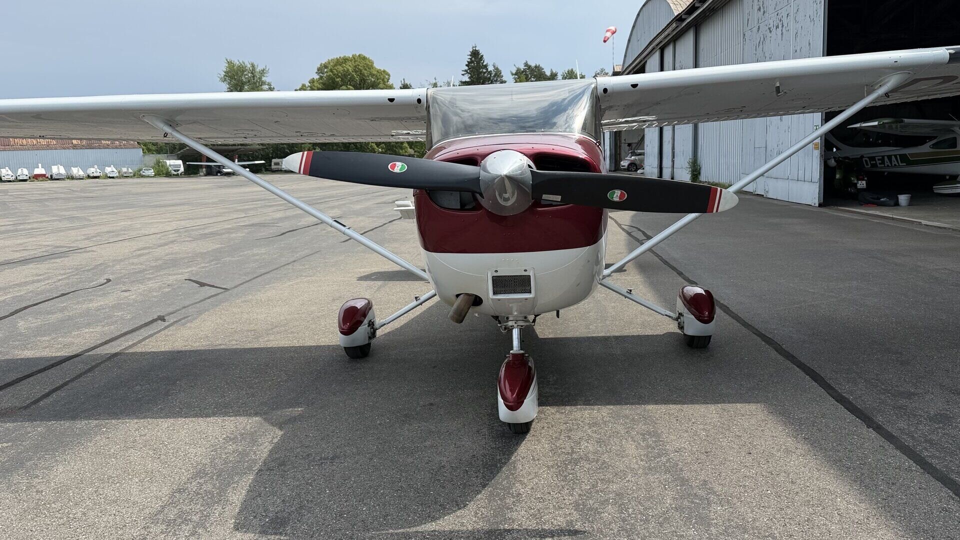 1997 Cessna Skyhawk C 172 R, dual Garmin 275, IFR, photo 3