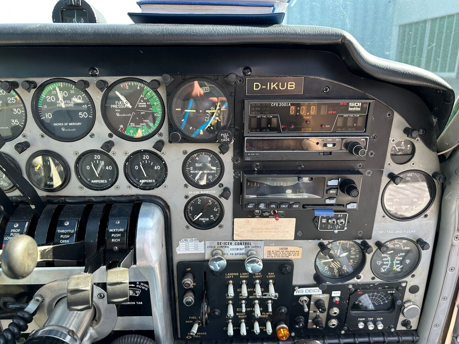 1961 Beechcraft Baron 55, photo 3