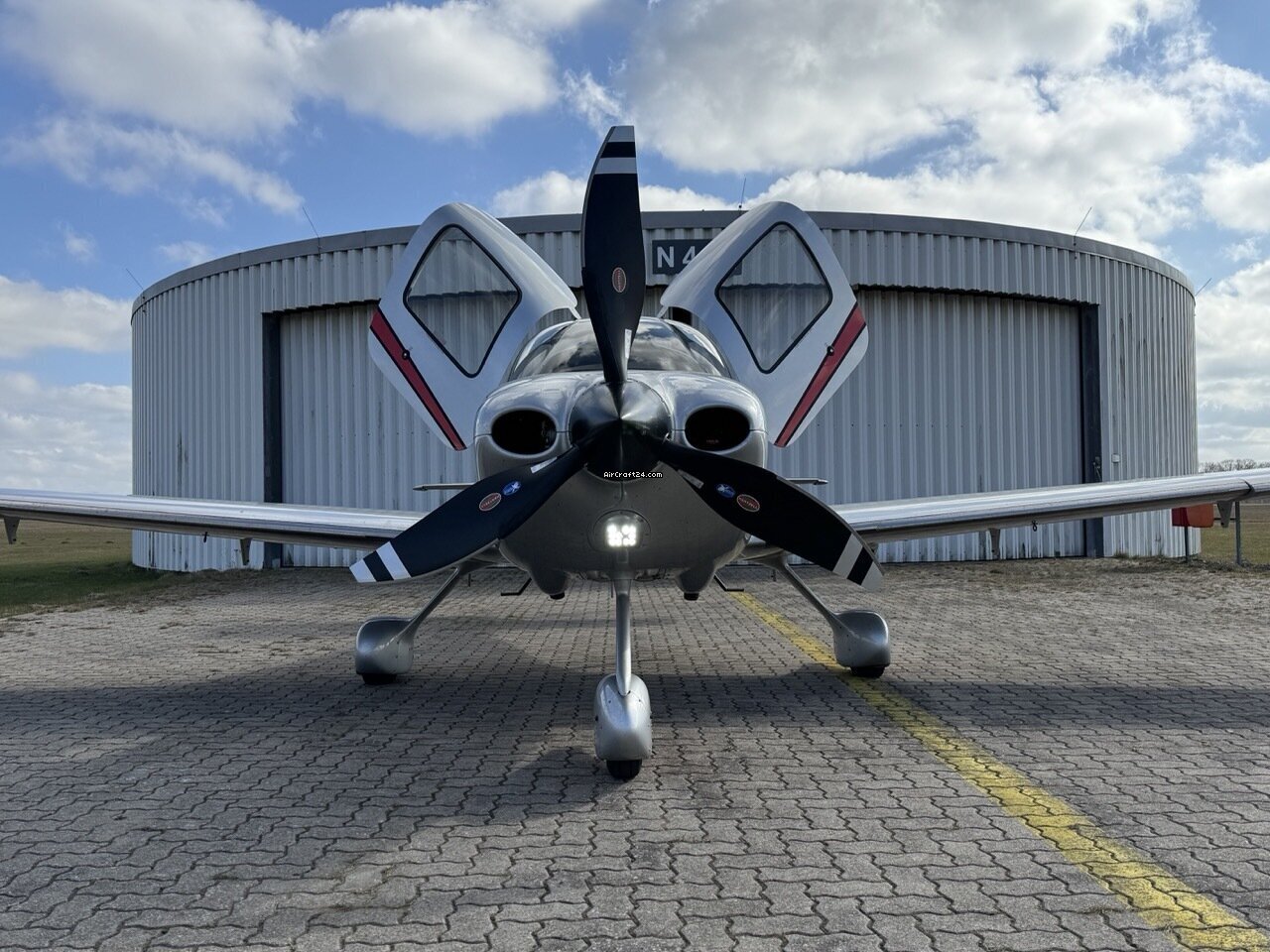 2014 Cirrus SR22T G5 GTS A/C FIKI, photo 7