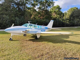 Beechcraft 58 Baron