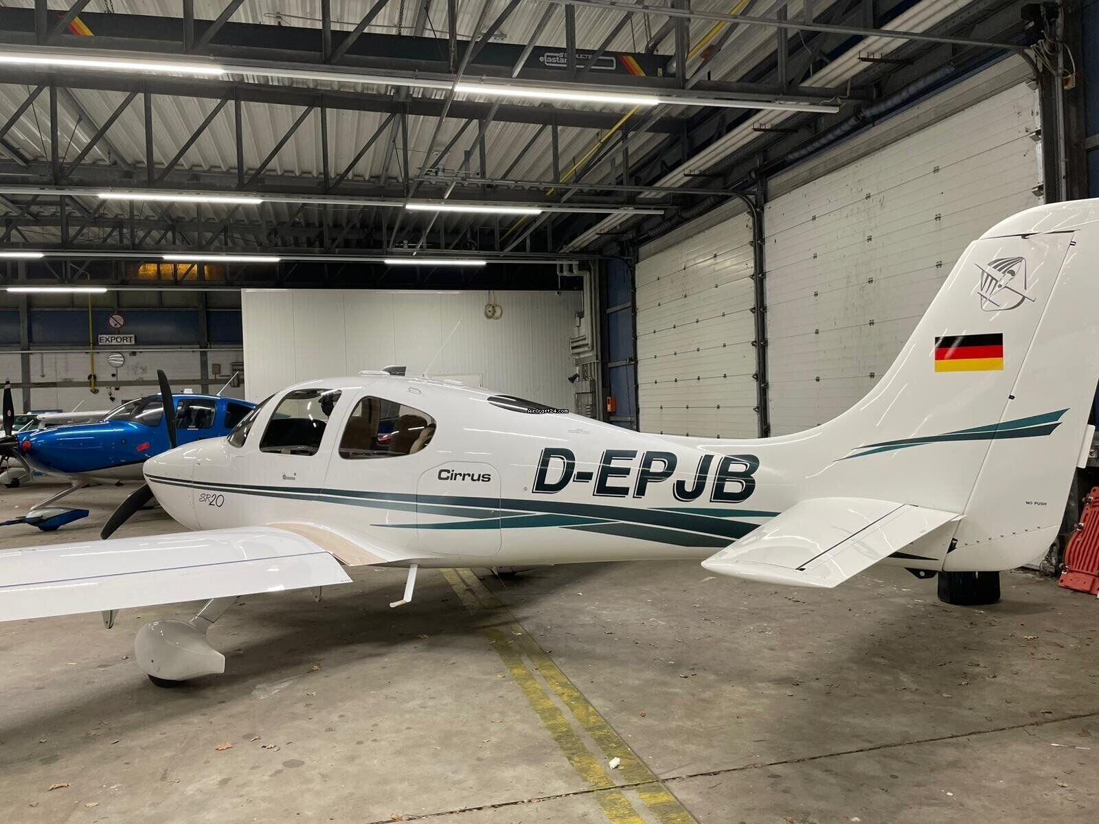 2002 Cirrus SR20 [Fractional ownership 1/6], photo 2