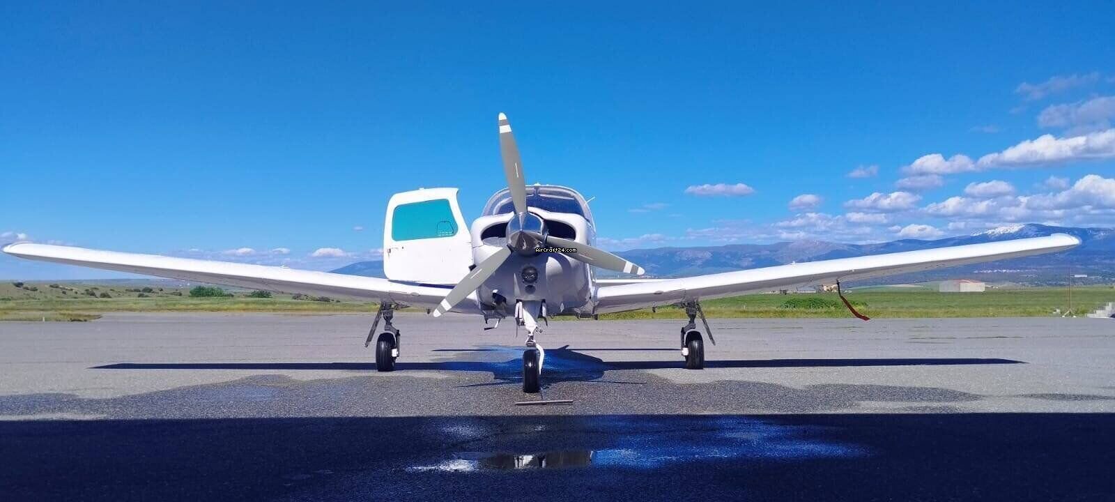 1977 Piper PA-28R-201 Arrow III, photo 3