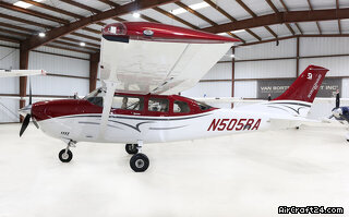 Cessna T206H