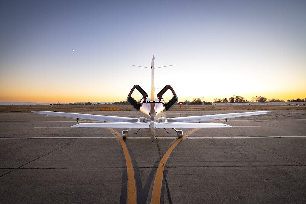 Cirrus 2013 Cirrus SR22T G5 GTS, photo 4