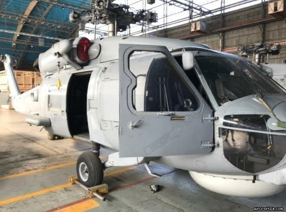 1992 Sikorsky S-70, photo 3