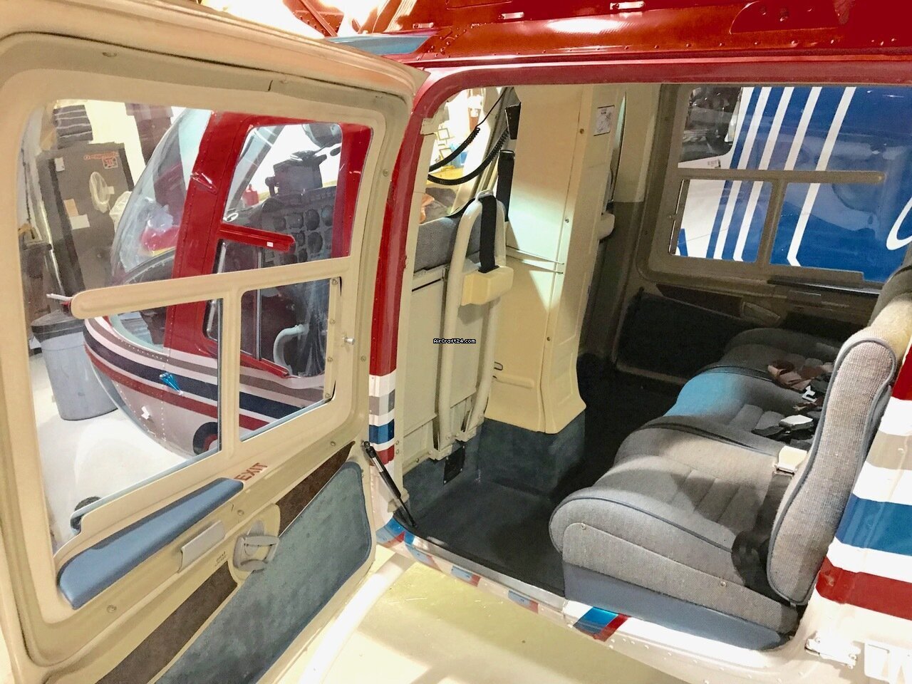 1968 Bell Jet Ranger 206 B II, photo 10