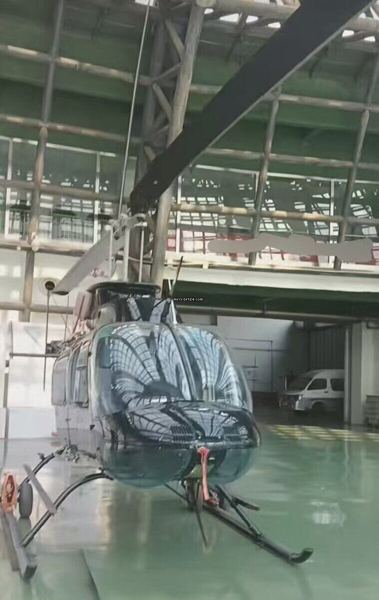2011 Bell 206L-4, photo 4