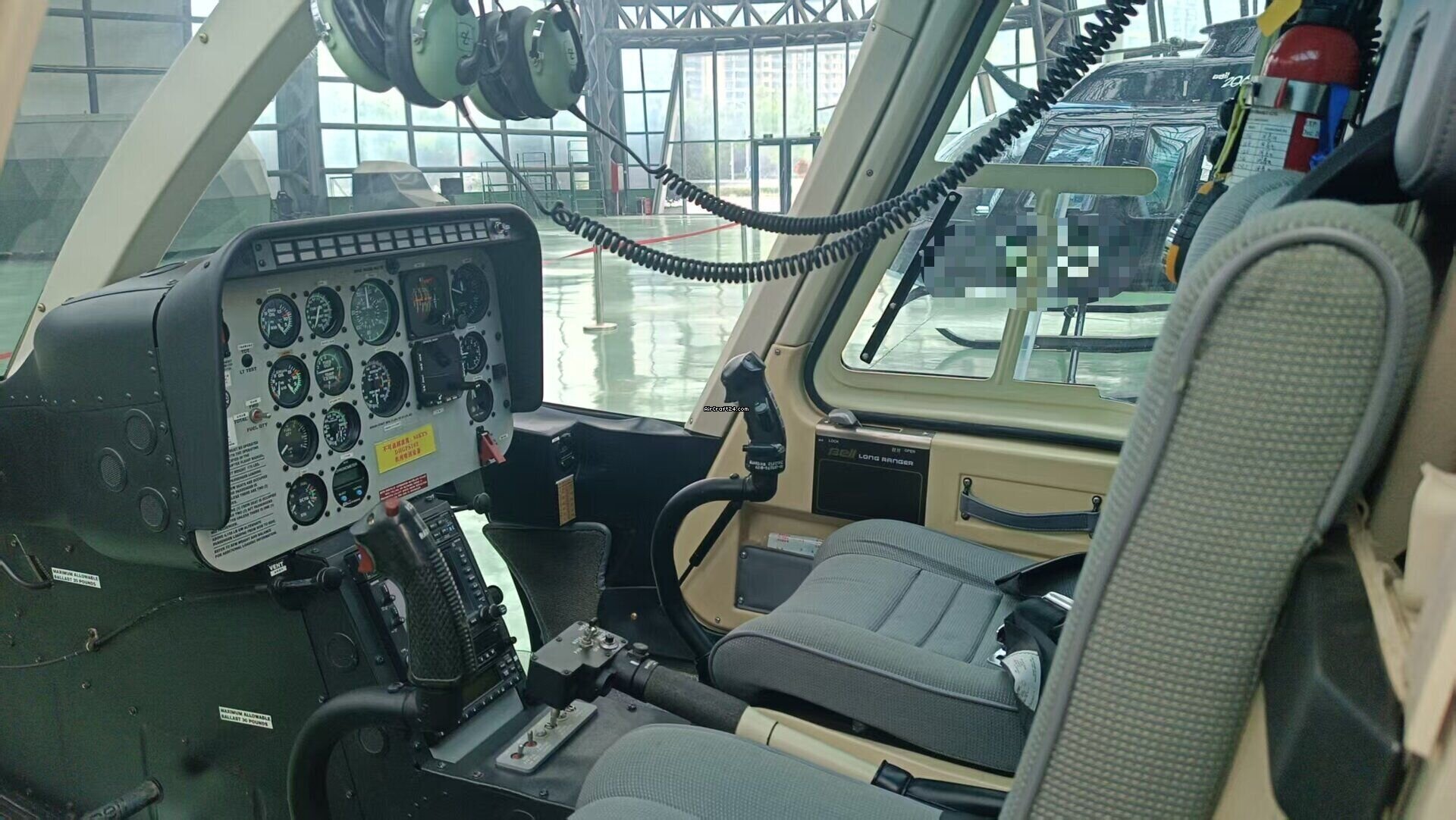 2011 Bell 206L-4, photo 6