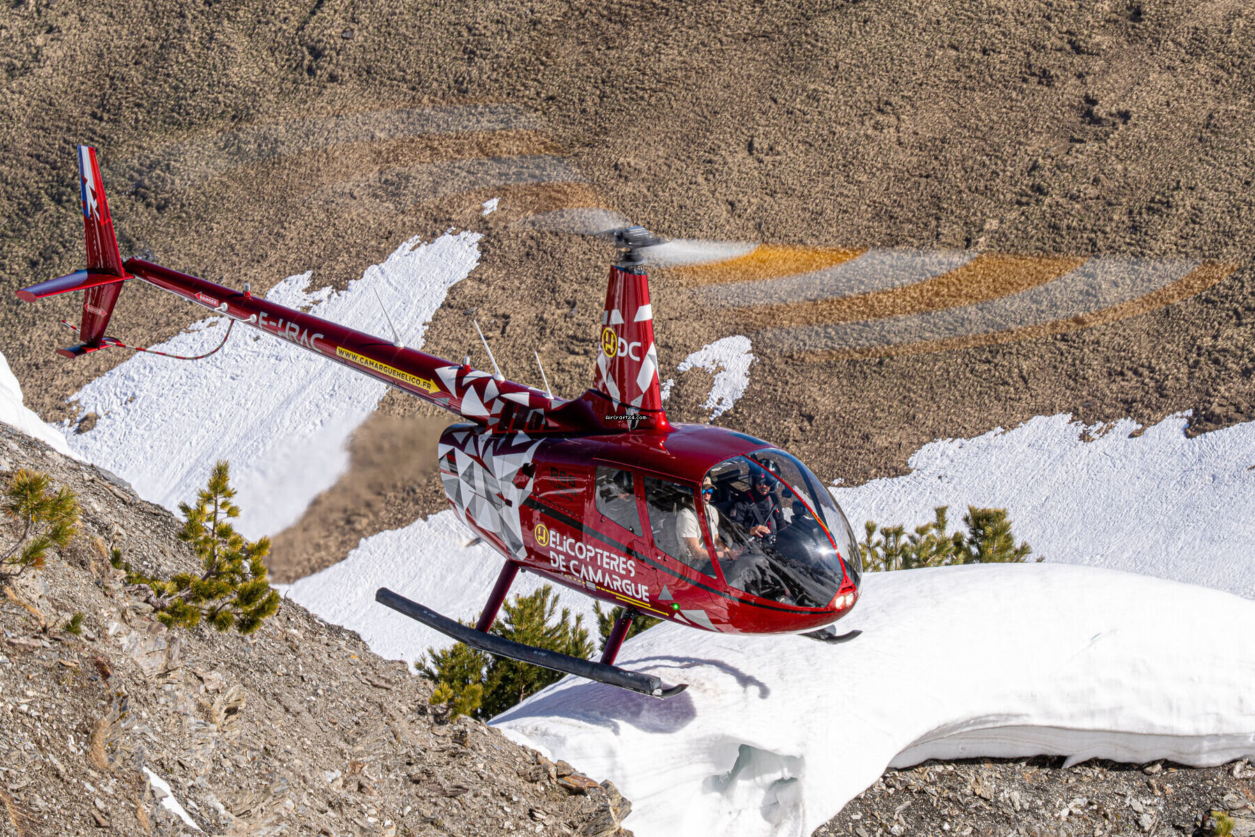 2018 Robinson R66, photo 1