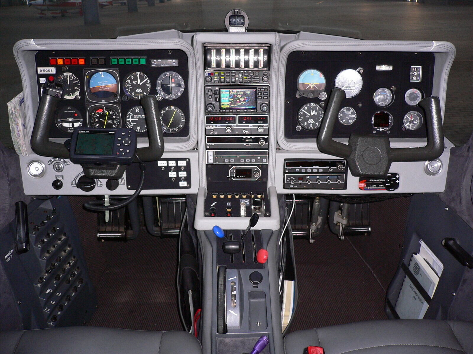 1987 Eads/Socata TB10 Tobago, photo 3