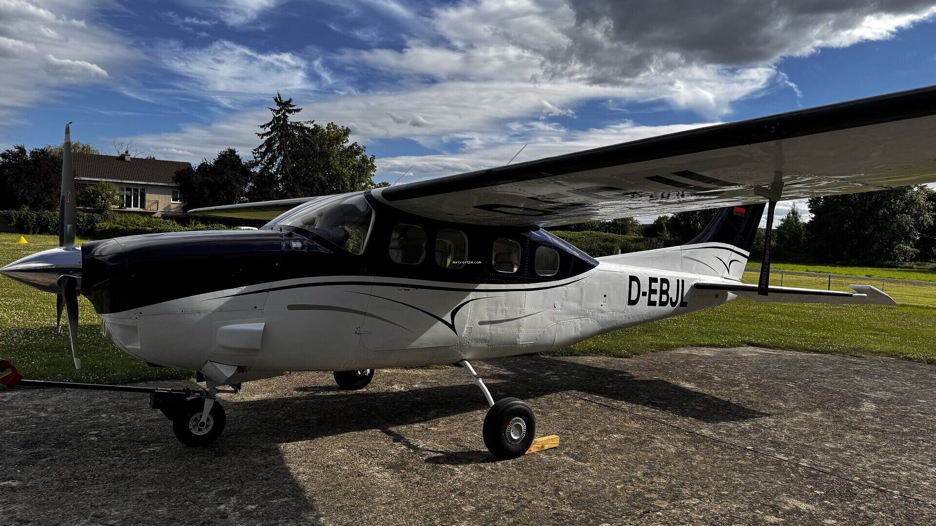 1978 Cessna P210N, photo 1