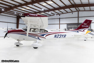 Cessna 182T