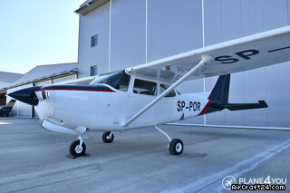 Cessna 172RG