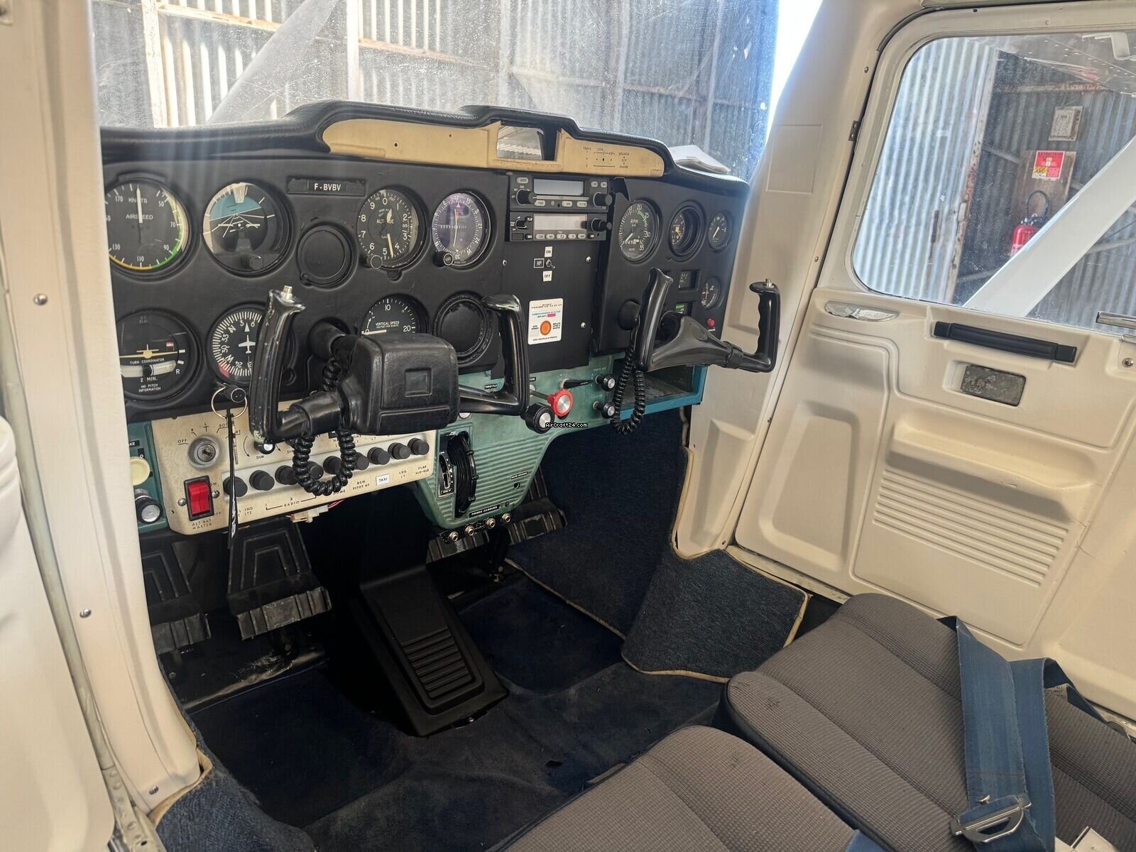 1974 Cessna 150, photo 5