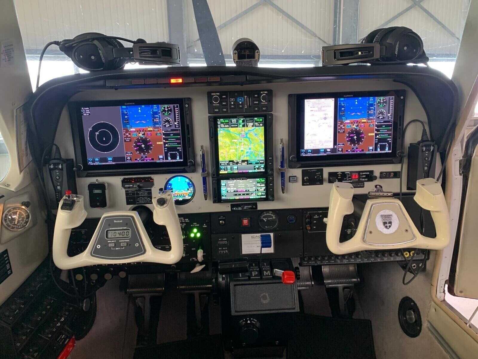 1991 Beechcraft Bonanza A36TC, photo 2