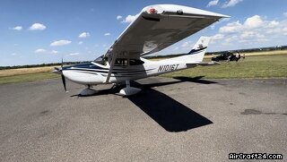 Cessna 182T