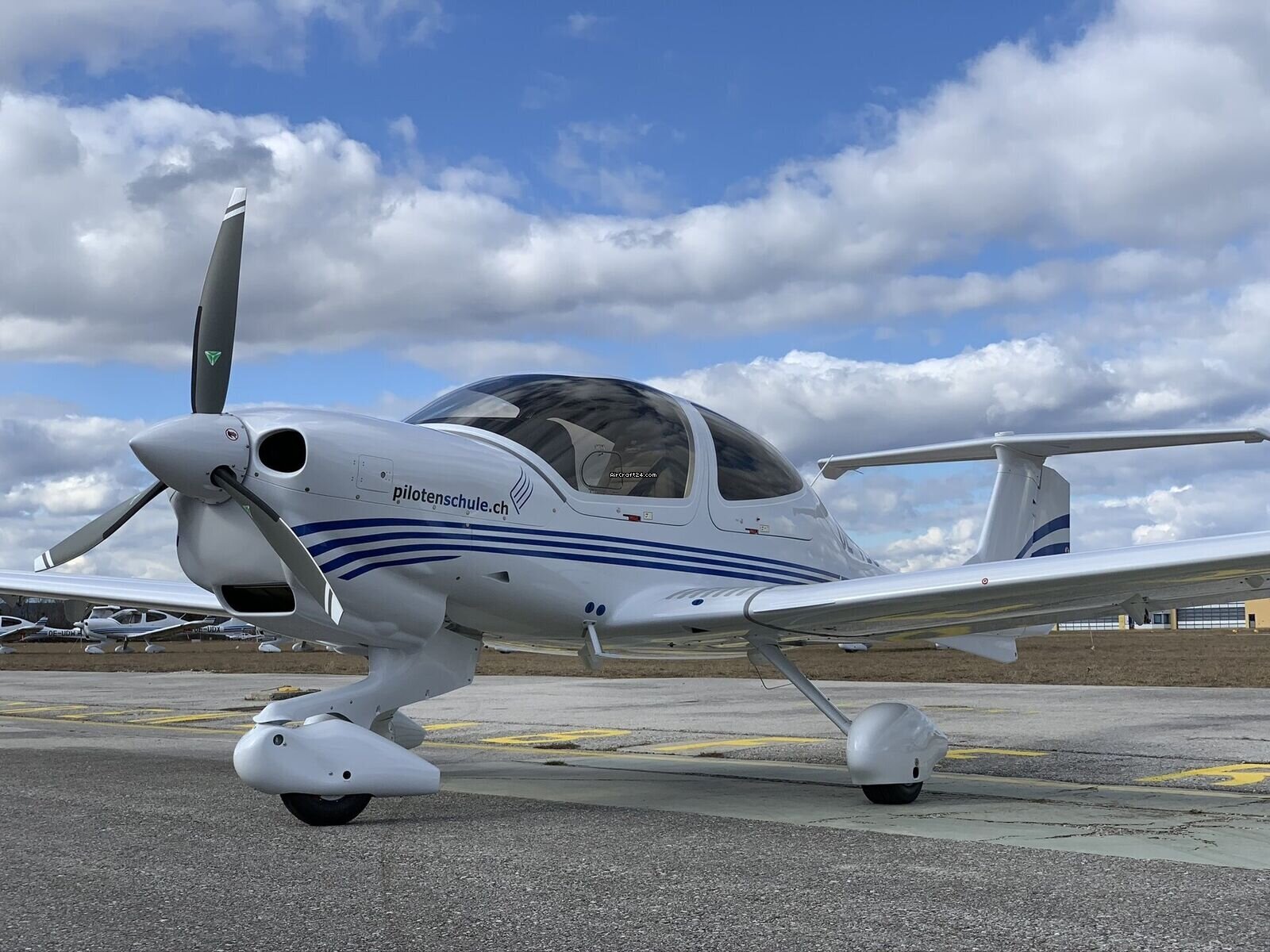 2020 Diamond DA40 NG, photo 2