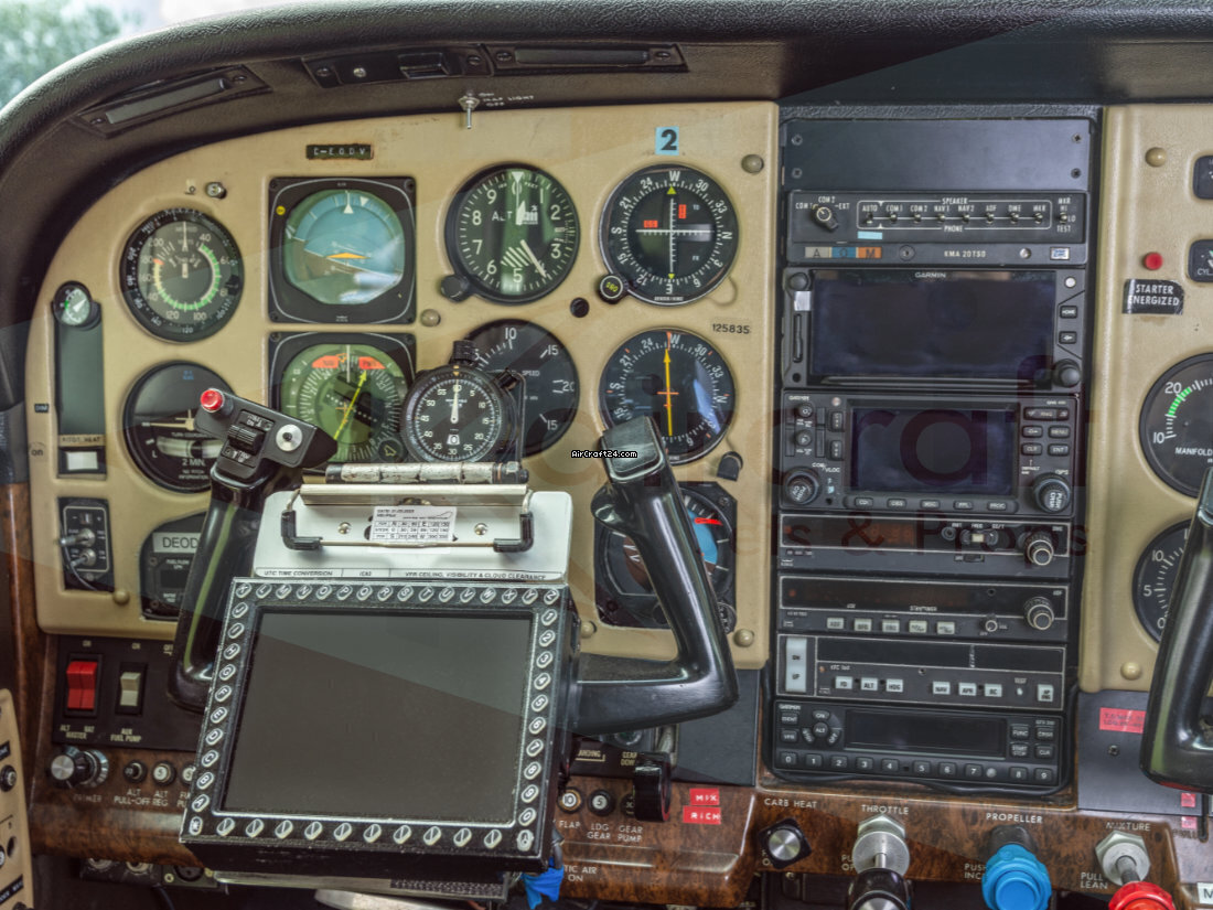 1980 Cessna FR-182-RG Skylane, photo 8